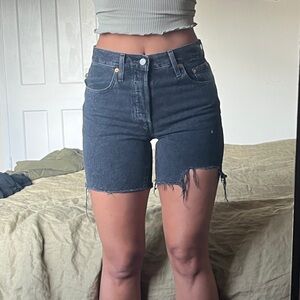 Levi's 501 Black Distressed Denim Jean Shorts high waist w25